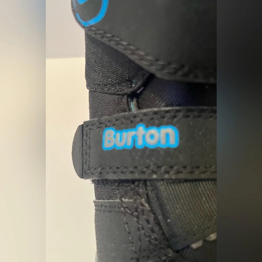 Burton Mini-Grom Kids Snowboard Boots in Black/Blue/Gray, Size 12C
